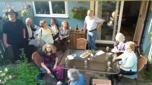 Chewing the fat in Ruth's garden in Calton Walk